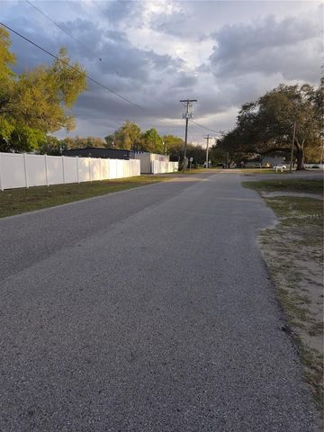 920 BRINWOOD DRIVE, Seffner, FL 33584