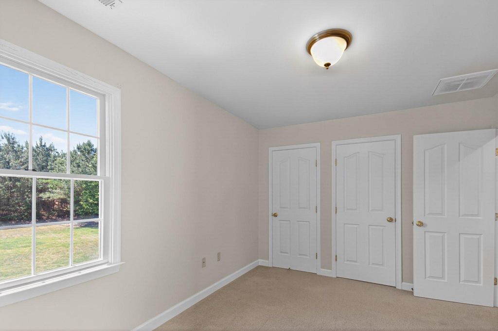 Image 19 of property listing at 313 GUNBYS MILL DR, Salisbury, MD 21804