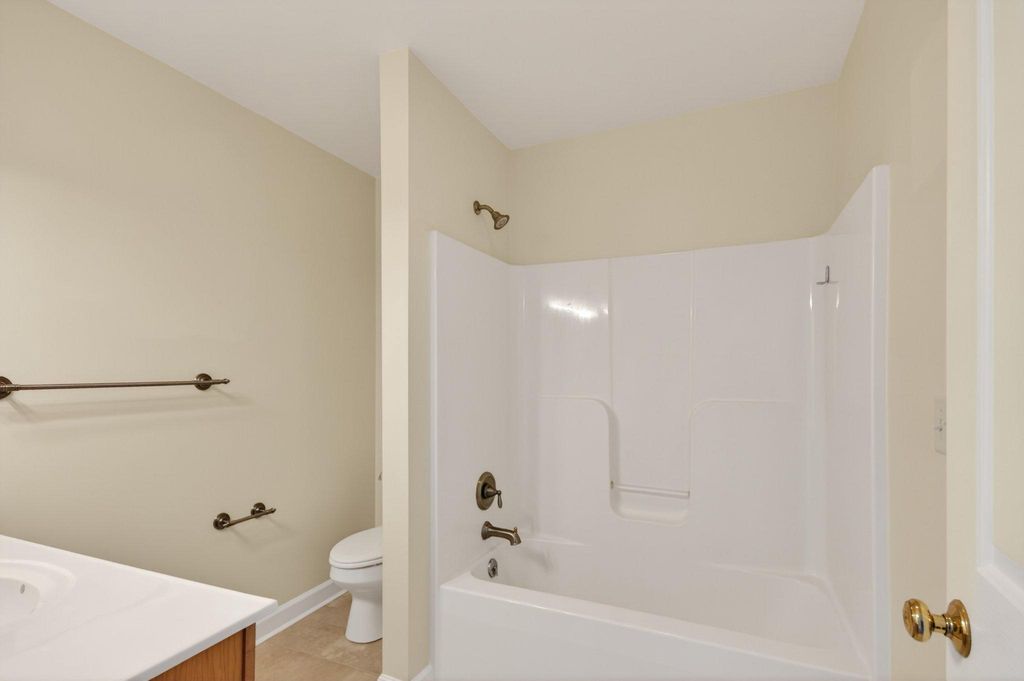Image 20 of property listing at 313 GUNBYS MILL DR, Salisbury, MD 21804