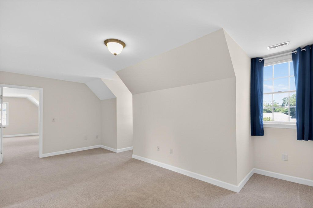 Image 21 of property listing at 313 GUNBYS MILL DR, Salisbury, MD 21804
