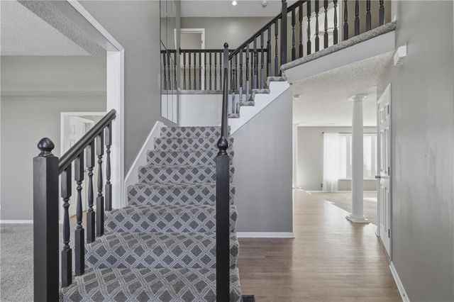 2513 SW 12th Street, Lee's Summit, MO 64081