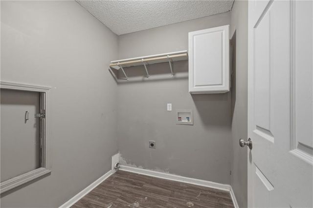 2513 SW 12th Street, Lee's Summit, MO 64081