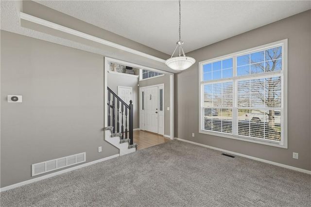 2513 SW 12th Street, Lee's Summit, MO 64081