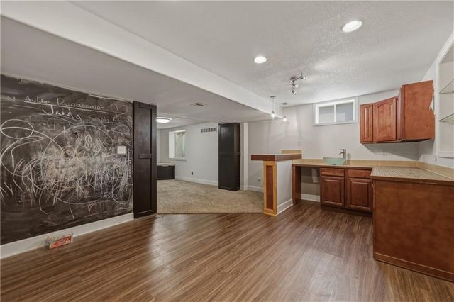 2513 SW 12th Street, Lee's Summit, MO 64081