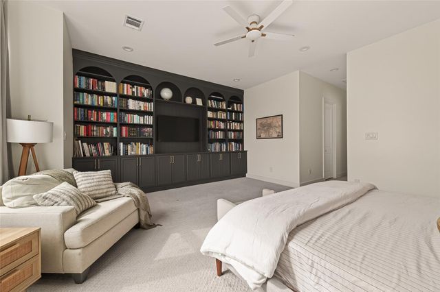 5838 Kiam Street, Houston, TX 77007