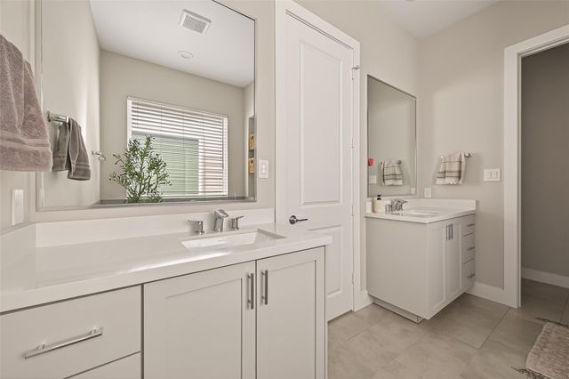 5838 Kiam Street, Houston, TX 77007