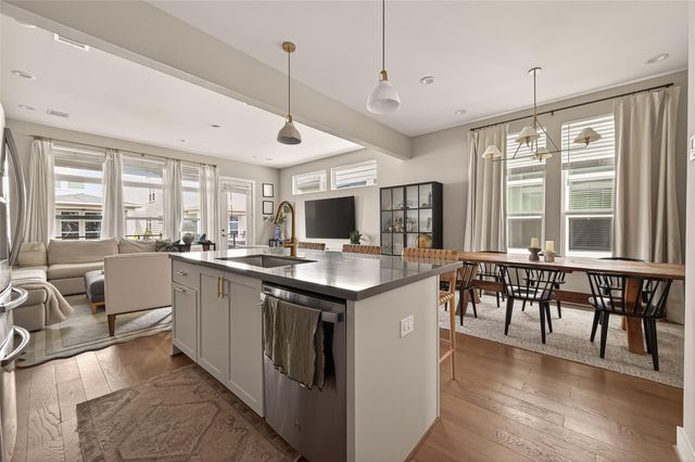 5838 Kiam Street, Houston, TX 77007