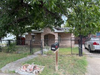 3301 S Main Street, Fort Worth, TX 76110