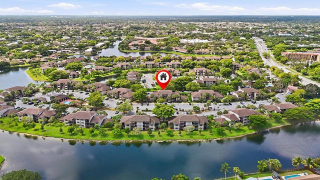 9938 NOB HILL Lane 9938, Sunrise, FL 33351