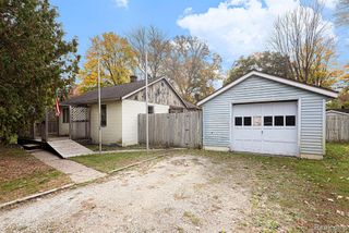 3075 Lenore Avenue, Muskegon, MI 49442