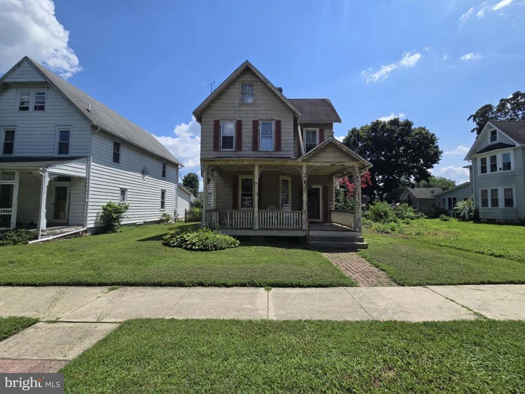 410 WEST ST, Clayton, DE 19938