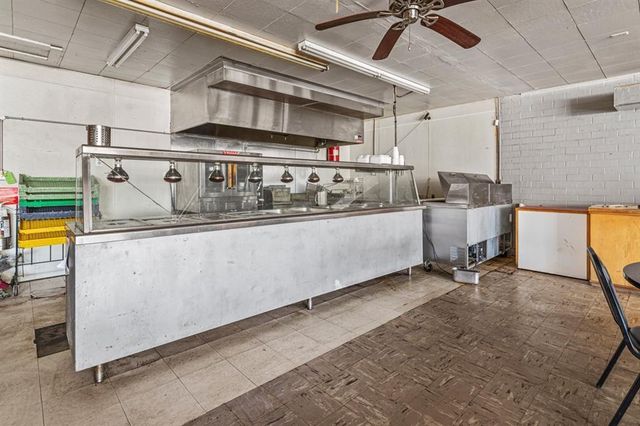 301 N Wheeler Road, Colmesneil, TX 75938