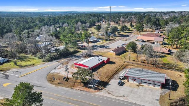 301 N Wheeler Road, Colmesneil, TX 75938
