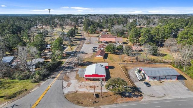 301 N Wheeler Road, Colmesneil, TX 75938
