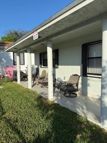 208 NW 7th St 1, Hallandale Beach, FL 33009