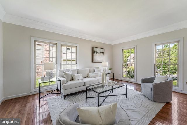 5501 ASHLEIGH RD, Fairfax, VA 22030