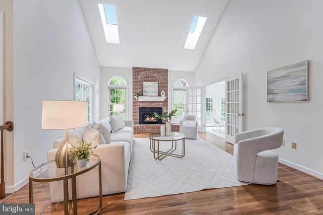 5501 ASHLEIGH RD, Fairfax, VA 22030