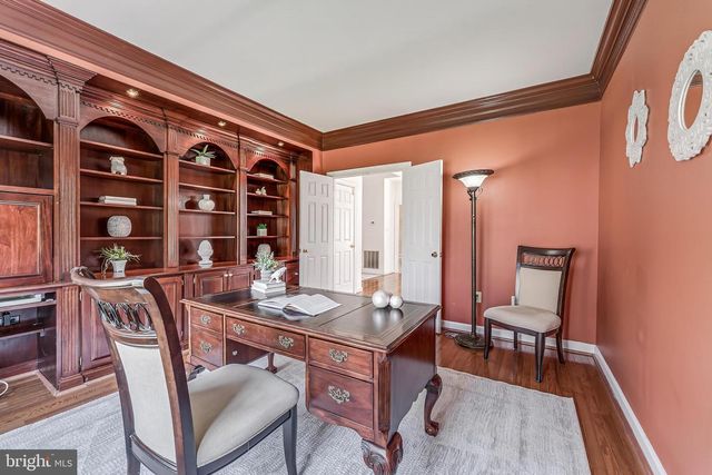 5501 ASHLEIGH RD, Fairfax, VA 22030
