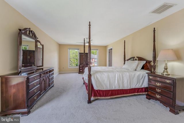 5501 ASHLEIGH RD, Fairfax, VA 22030