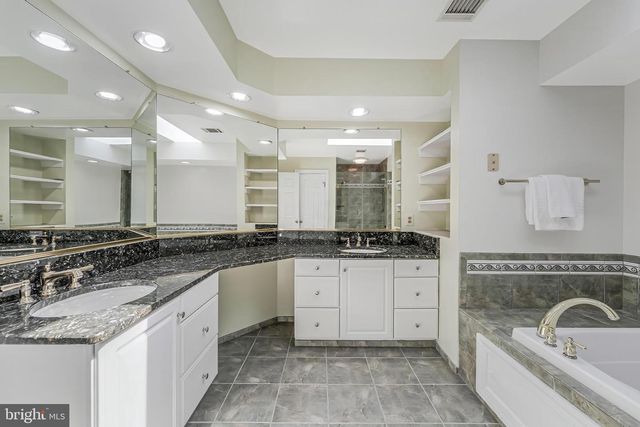 5501 ASHLEIGH RD, Fairfax, VA 22030