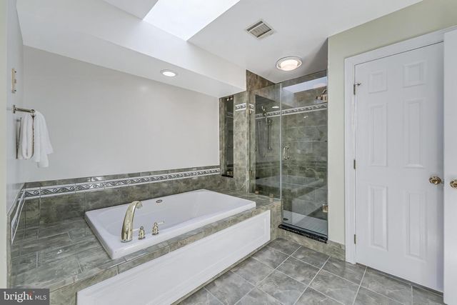5501 ASHLEIGH RD, Fairfax, VA 22030