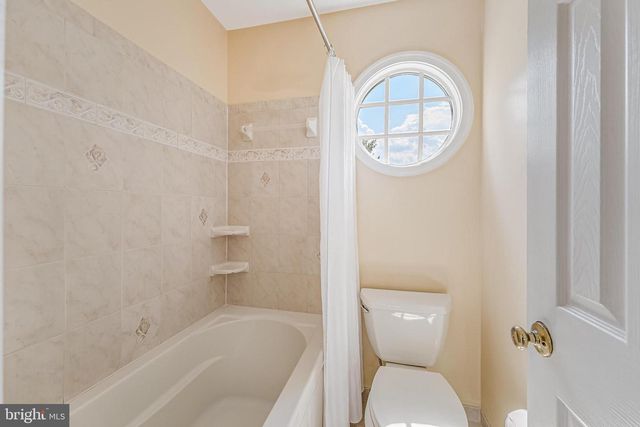 5501 ASHLEIGH RD, Fairfax, VA 22030