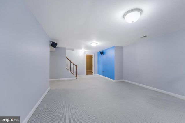 5501 ASHLEIGH RD, Fairfax, VA 22030