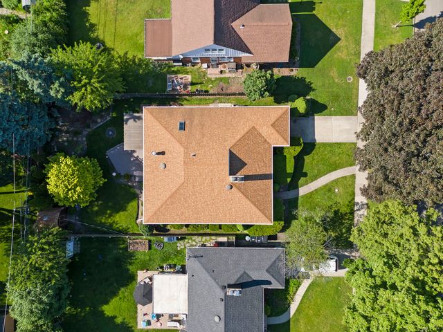 637 Oriole Avenue, Park Ridge, IL 60068