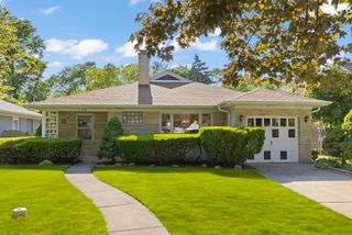 637 Oriole Avenue, Park Ridge, IL 60068