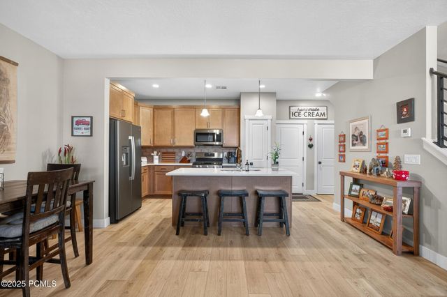 5543 S Carnelian Parkway, St. George, UT 84790