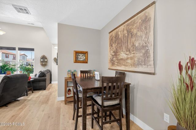 5543 S Carnelian Parkway, St. George, UT 84790