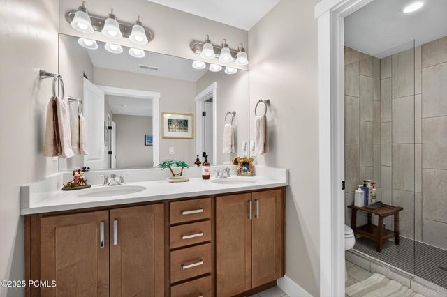 5543 S Carnelian Parkway, St. George, UT 84790