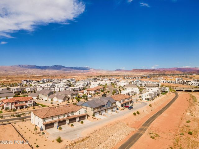 5543 S Carnelian Parkway, St. George, UT 84790