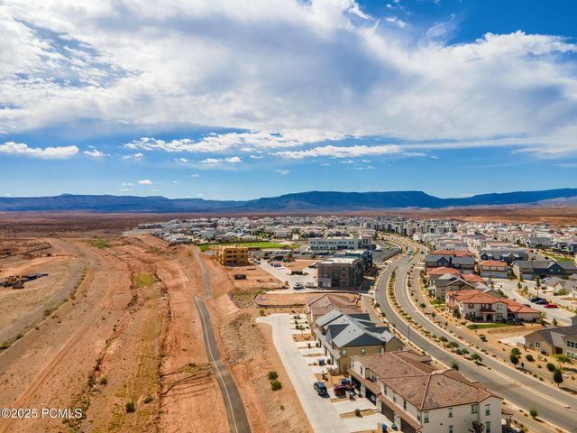 5543 S Carnelian Parkway, St. George, UT 84790