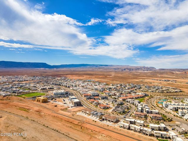 5543 S Carnelian Parkway, St. George, UT 84790