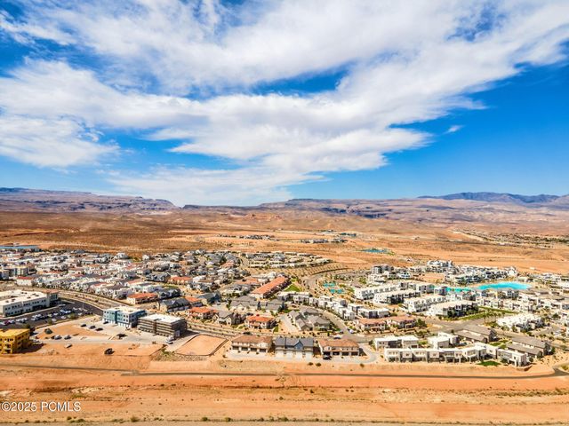 5543 S Carnelian Parkway, St. George, UT 84790