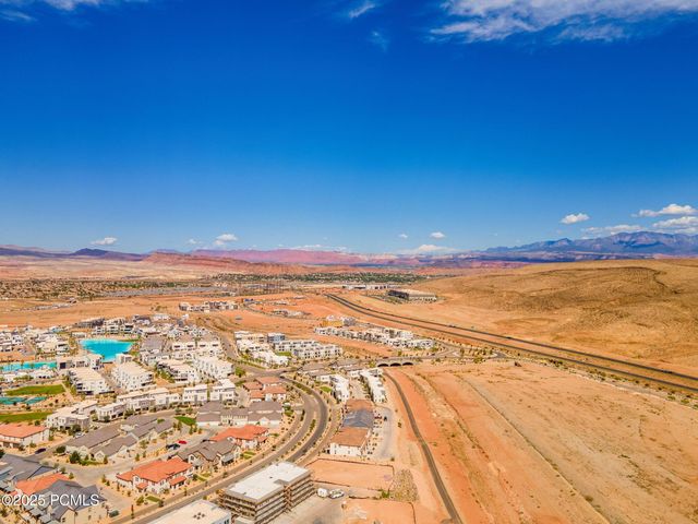 5543 S Carnelian Parkway, St. George, UT 84790