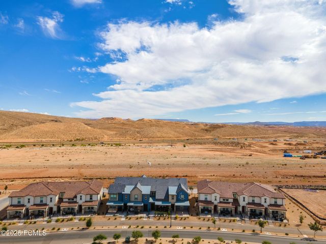 5543 S Carnelian Parkway, St. George, UT 84790