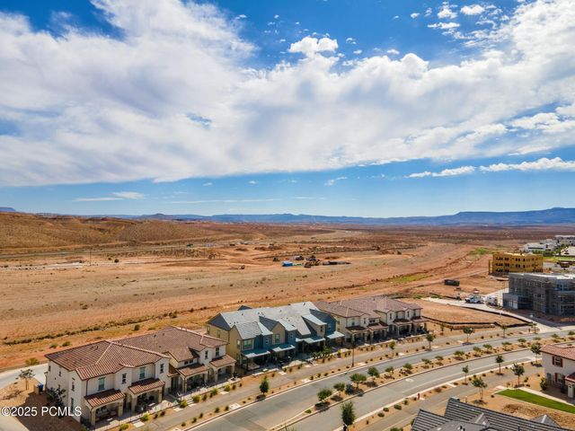 5543 S Carnelian Parkway, St. George, UT 84790