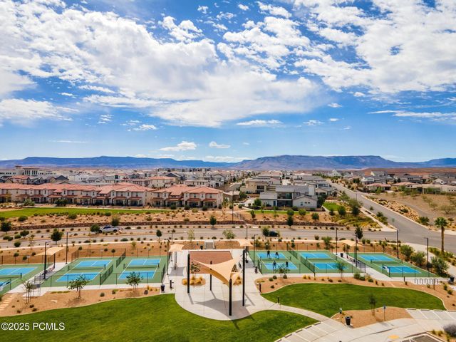 5543 S Carnelian Parkway, St. George, UT 84790