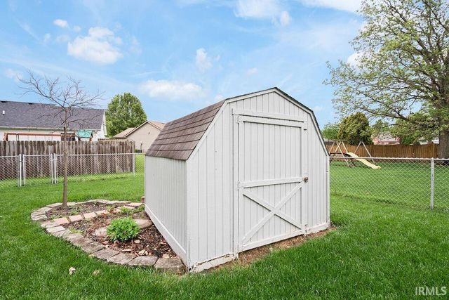 2105 WELLESLEY Lane, Kokomo, IN 46902