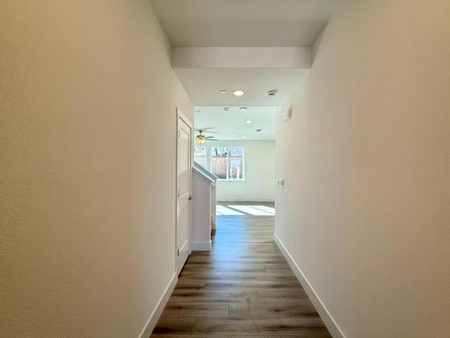 10169 Burke St, Roseville, CA 95747