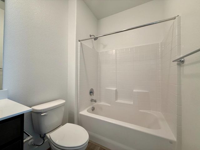 10169 Burke St, Roseville, CA 95747