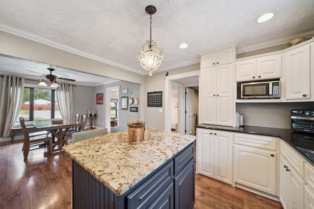 608 W Sequoyah Avenue, Vinita, OK 74301