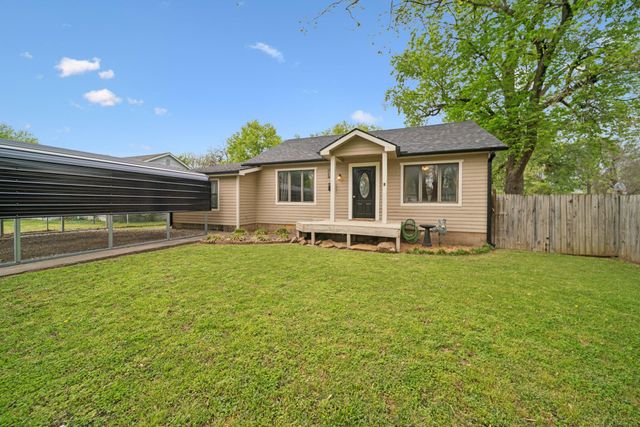 608 W Sequoyah Avenue, Vinita, OK 74301