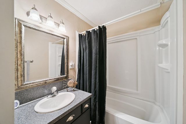 608 W Sequoyah Avenue, Vinita, OK 74301