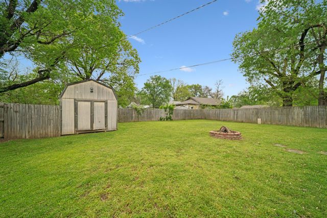 608 W Sequoyah Avenue, Vinita, OK 74301