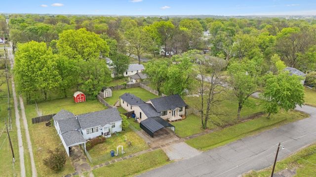 608 W Sequoyah Avenue, Vinita, OK 74301