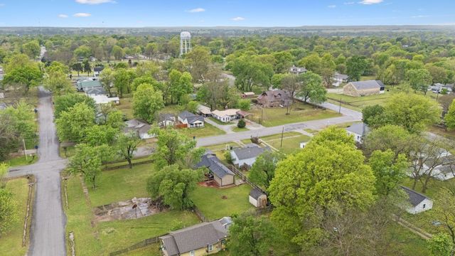 608 W Sequoyah Avenue, Vinita, OK 74301