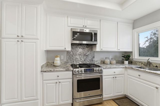 7111 Wooded Lake Drive, San Jose, CA 95120